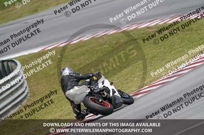 Sepang;event digital images;motorbikes;no limits;peter wileman photography;trackday;trackday digital images